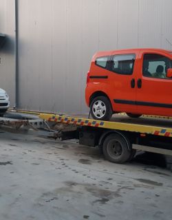 Tractări auto și transport auto București - fotografia 10