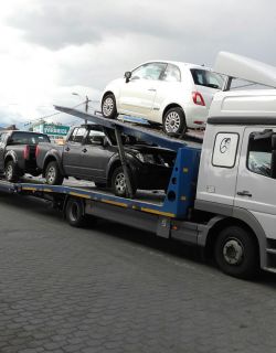 Tractări auto și transport auto București - fotografia 26