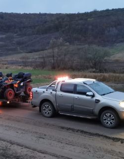 Tractări auto și transport auto București - fotografia 44